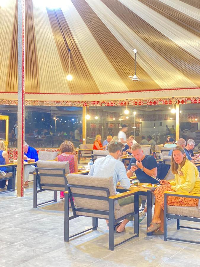 Tamim Luxury Wadi Rum Camp Екстериор снимка