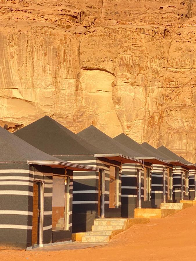 Tamim Luxury Wadi Rum Camp Екстериор снимка
