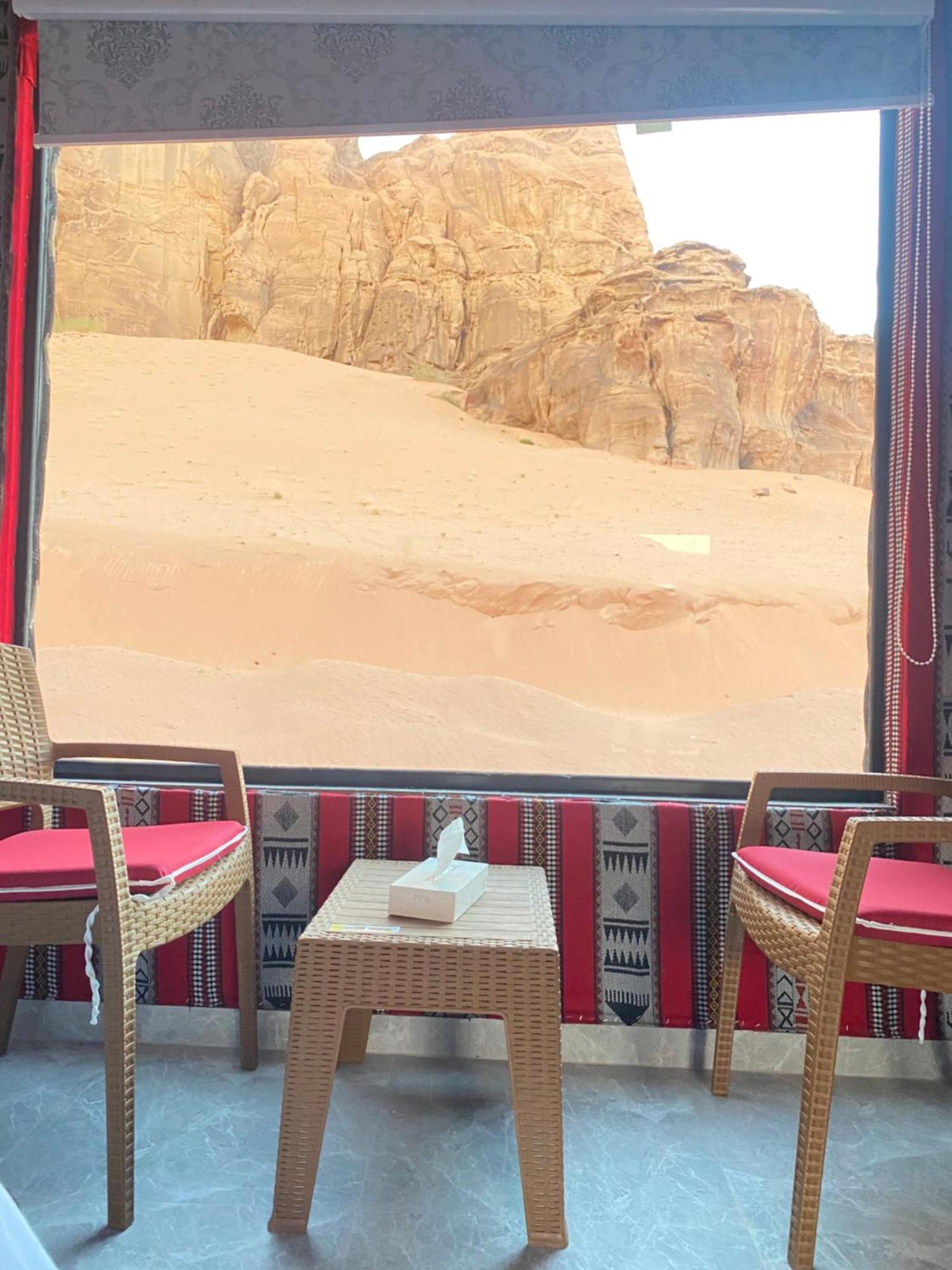Tamim Luxury Wadi Rum Camp Екстериор снимка